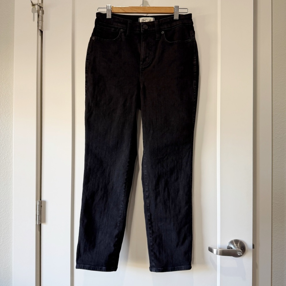 Madewell Petite Curvy Stovepipe Jeans in black rinse wash size 28